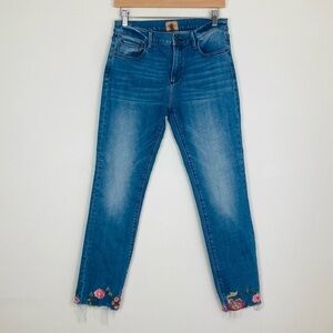 Driftwood “Jackie” crop tapered jeans with floral embroidery raw hem. 29